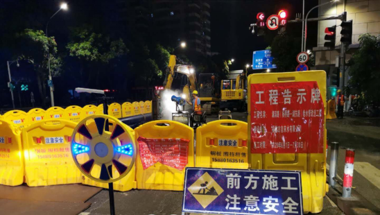 C:UsersAdministratorDocuments0-09-11林若玫9.10政务新闻电子信息发布申请.整理后0-09-11林若玫9.10政务新闻电子信息发布申请\u5f7b夜奋战忙施工 争分夺秒抢工期——记工程公司湖滨路（杨桥路-湖东路）给水管道改造工程\u5f7b夜奋战忙施工 争分夺秒抢工期——记工程公司湖滨路（杨桥路-湖东路）给水管道改造工程284.png