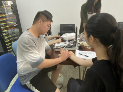 C:UsersAdministratorDocuments0-09-18魏默然9.17政务新闻电子信息发布申请.修改后0-09-18魏默然9.17政务新闻电子信息发布申请\u4e2d医义诊进企业 健康服务暖人心——工程公司联合中医研究院开展健康义诊活动\u4e2d医义诊进企业 健康服务暖人心——工程公司联合中医研究院开展健康义诊活动87.png