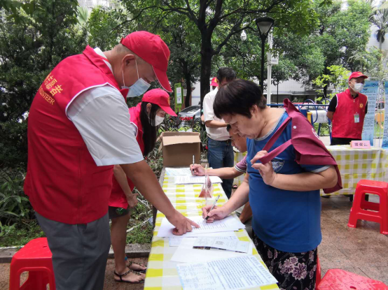 C:UsersAdministratorDocuments0-09-25魏默然9.24政务新闻电子信息发布申请0-09-25魏默然9.24政务新闻电子信息发布申请\u201c脉”进象园 乐享温泉——温泉公司开展温泉进社区宣传活动\u201c脉”进象园 乐享温泉——温泉公司开展温泉进社区宣传活动347.png