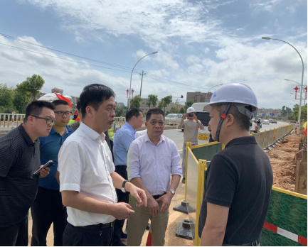 C:UsersAdministratorDocumentsWeChat Files
aiheZ001FileStorageFile0-100-10-16魏默然10.16政务新闻电子信息发布申请.整理后0-10-16魏默然10.16政务新闻电子信息发布申请\u798f清市委书记一行调研“一闸三线”土建五标工程\u798f清市委书记一行调研“一闸三线”土建五标工程124.png