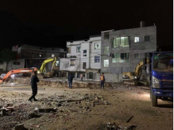 C:UsersAdministratorDownloads0-11-13魏默然11.13政务新闻电子信息发布申请.已整理0-11-13魏默然11.13政务新闻电子信息发布申请\u9996战打响 重拳出击 敢叫“黑臭”换新颜——记高新区水务公司马保溪河流治理工作\u9996战打响 重拳出击 敢叫“黑臭”换新颜——记高新区水务公司马保溪河流治理工作673.png