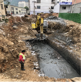 C:UsersAdministratorDownloads0-11-13魏默然11.13政务新闻电子信息发布申请.已整理0-11-13魏默然11.13政务新闻电子信息发布申请\u9996战打响 重拳出击 敢叫“黑臭”换新颜——记高新区水务公司马保溪河流治理工作\u9996战打响 重拳出击 敢叫“黑臭”换新颜——记高新区水务公司马保溪河流治理工作725.png