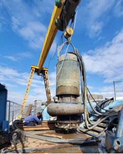 提升改造不畏难 奥体水系换新颜——排水公司顺利完成一泵三闸维修改造提升任务1043.png