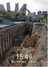 急难险重全不怕 党员先锋冲在前——工程公司完成鹤林路（安亭路口）给水管道抢修工程415.png