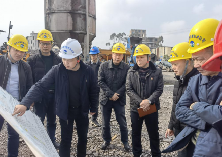 一线督查促进度 项目攻坚再亮剑——市委组织部副部长刘毅宙督查“一闸三线”工程117.png