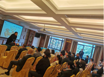 提升急救技能 普及健康生活——温泉公司举办一线员工健康急救知识讲座343.png