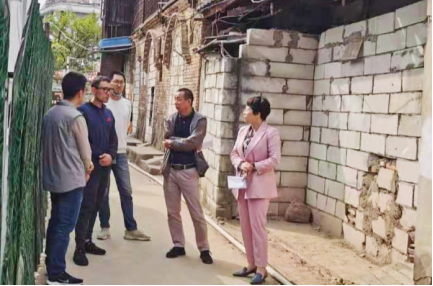 深入现场实地调研 助推供水项目建设——温泉公司调研温泉供水项目点272.png