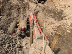 “巨龙”盘卧洪塘桥  铁军出动保供水——工程公司完成三环路（洪塘桥段）原水管道迁改工程1.png