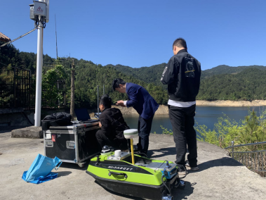 无人船“首战”告捷 “智慧＋”助力测量——福州城建院紧急完成周宁供水一体化工程水深测量593.png