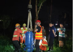 闽侯水务：勠力同心抗暴雨 沙堤抢险排积水375.png