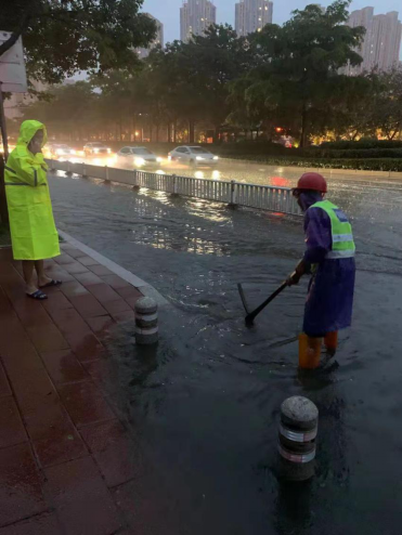 奏响防汛三重音 雨季不难寻禹迹——高新区水务公司高效完成排涝工作266.png