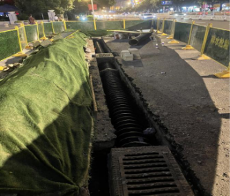 办实事 除积涝——排水鼓楼分公司完成五四路省体低洼处雨水设施增设322.png