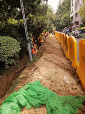 夏日战高温 慰问送清凉——市国投集团领导带队赴工程一线慰问185.png