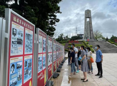 学党史 铭英烈 强党性——福州水务所属企业组织参观党性锤炼专题展览325.png