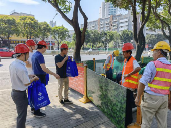 送清凉 鼓干劲 向高温下的坚守者致敬——福州水务开展高温慰问活动618.png