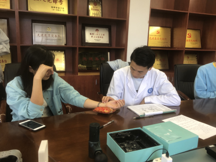 科普健康知识 弘扬中医国粹——工程公司组织开展健康义诊活动0.png