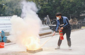 落实消防责任 防范安全风险——工程公司开展新员工入职安全培训暨消防演练458.png