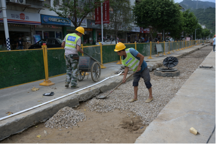加足马力，奋力推进高新区防涝整治工作——高新区水务完成南屿镇忠观街新建雨水管道工程394.png
