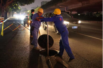 管线“搬家”让道地铁  全面助力城市轨道交通建设——地铁4号线西二环站管线迁改提前完工939.png
