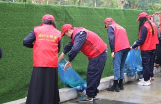 冬日一抹红色 彰显一份初心——福州水司供水服务五公司开展环境卫生整治志愿活动266.png