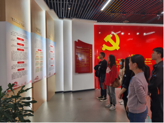 感悟城市文脉 传承红色基因——福州水司东区水厂党支部参观福州城市规划展览馆256.png