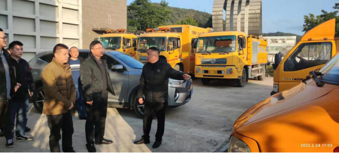 加强汛前预防 找准薄弱环节 全面提升防汛备汛水平——福州水务集团领导赴排水公司开展防汛备汛调研599.png