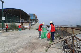 排水公司：学雷锋见行动 展志愿树风采129.png