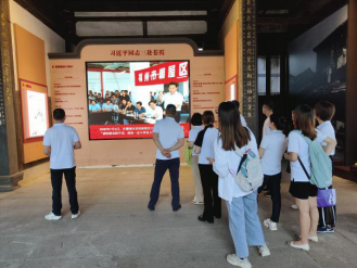 走进”苍霞人家“ 筑牢为民情怀——滨海水务党支部赴“苍霞人家”开展主题党日活动400.png