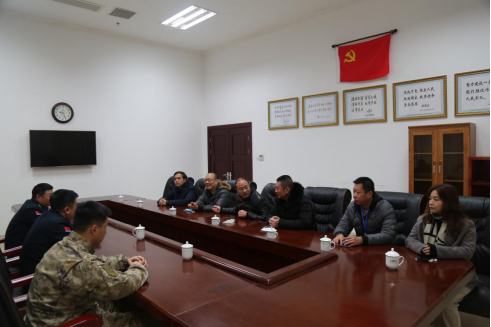 辞旧岁 迎新春 军企共建谱新篇——福州水司与共建部队开展新春座谈79.png