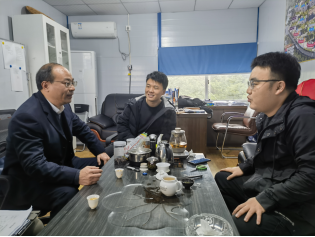 争排头 当先锋 为企业发展“加动力”——福州水司“主动上门”开展供水延伸服务306.png