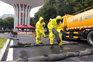 安全警钟常鸣耳畔 筑牢供水安全防线——福州水司开展第十四届安全日活动453.png