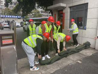 以汛为令、以备筑防，工程公司积极开展防汛备汛工作0.png