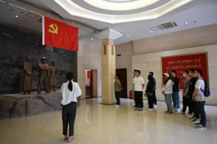 传承五四薪火 谱写新时代青春华章——高新区水务团支部参观祥谦陵园275.png