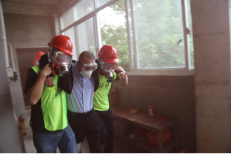 秣马厉兵练为战 “双盲”演练见真章——海环集团举办安全强基人才训练营中期考核暨“双盲”火灾应急演练125.png