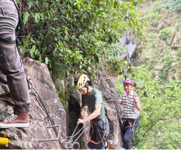 追寻旗山星火 传承革命初心——高新区水务参加“屿邻同心”党建联盟活动358.png