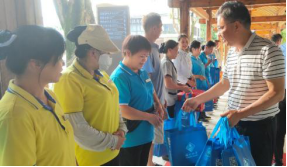 清凉送一线 福州水务集团开展高温慰问活动531.png