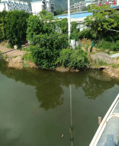 破解“溢流污染”  截流系统“动手术”——学府南路桥东西侧排口污水整治专项行动顺利完成478.png