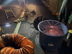 管道修复再上新工艺 “无创”代替“开刀”——排水公司完成南二环辅道破损污水管道的修复工作529.png