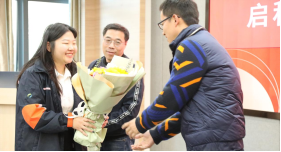 拼搏奋进展蜕变 砥砺前行谱新篇——海环集团顺利举行2023年英才培养生年度述职汇报暨2020届培养生结业典礼305.png