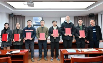 砥砺前行创佳绩 奋楫笃行谋新篇——高新区水务公司召开2023年度总结表彰暨2024年工作部署会1051.png