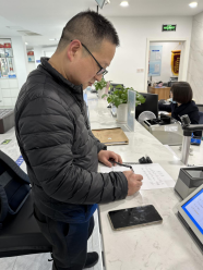 主题教育见实效  为民服务暖民心102.png