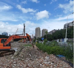 获锦旗！排水公司助力安商房建设 提前完成管道迁改572.png