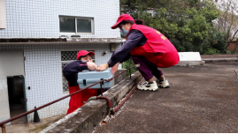 严把供水水质关 安全开启新学期——自来水公司开展水质检测进校园志愿服务活动218.png