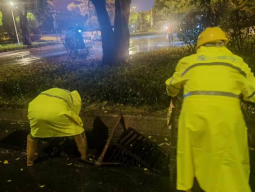 强降雨连续来袭！排水公司全力应对“下班雨”,守护路畅人安241.png