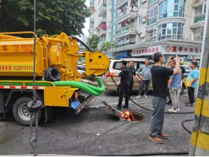 “察颜阅色” 排水公司10小时解决小区污水外溢难题639.png