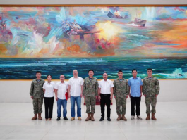 赓续“八一”精神 砥砺奋进力量——福州水务集团开展“八一”慰问活动345.png