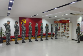 赓续“八一”精神 砥砺奋进力量——福州水务集团开展“八一”慰问活动419.png