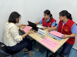 1729827365986042309.png 主动作为靠前服务 高效助力征迁工作119.png