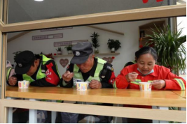 1739953832606089654.png 灵蛇献瑞最“宵”遥!福州水务集团元宵活动乐翻天1698.png