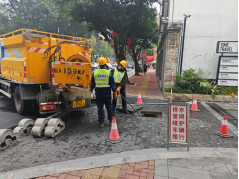 1748404125432032441.png 攻坚双过半 清淤疏堵保畅通 污水治理解民忧!水务排水尖兵心系群众办实事533.png